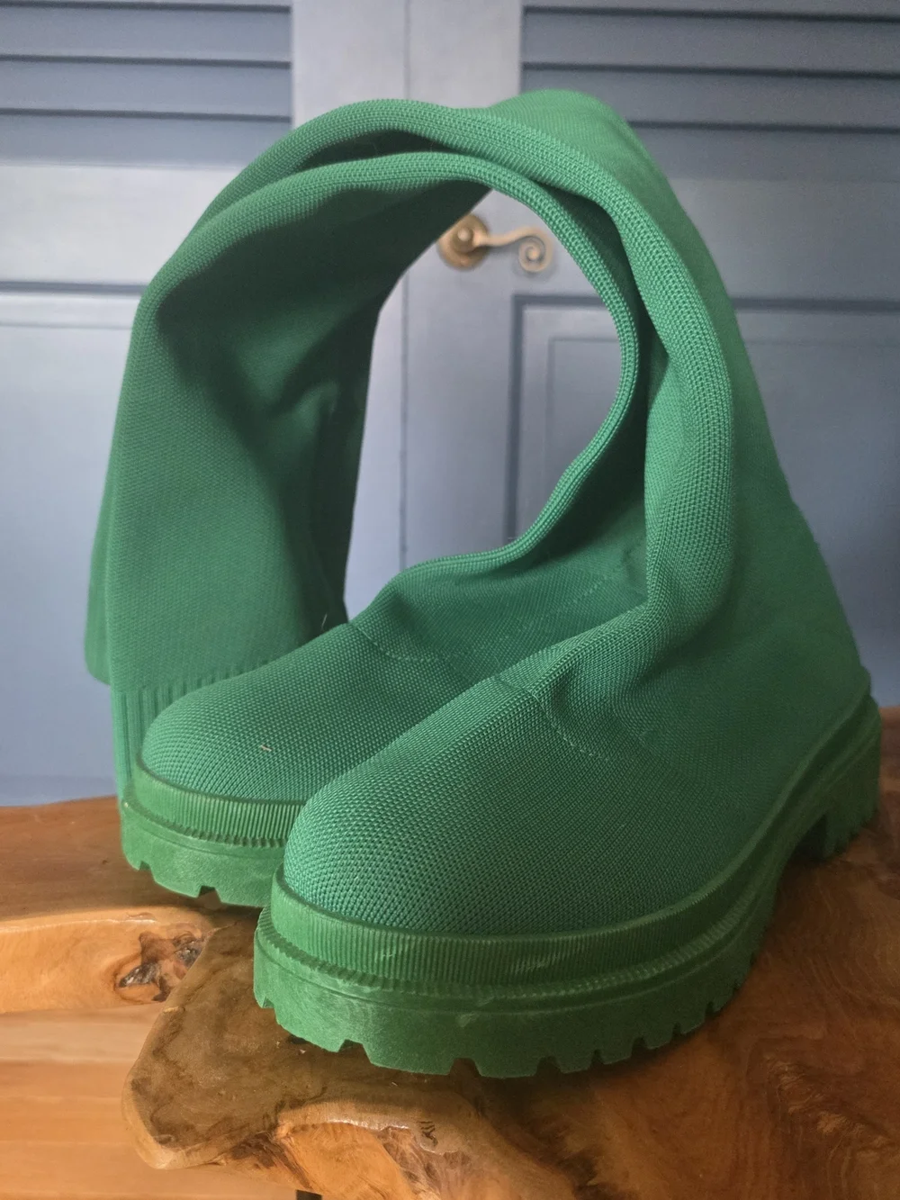 kelly green never been